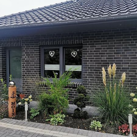Ferienwohnung Am Dock Apen Exteriör bild